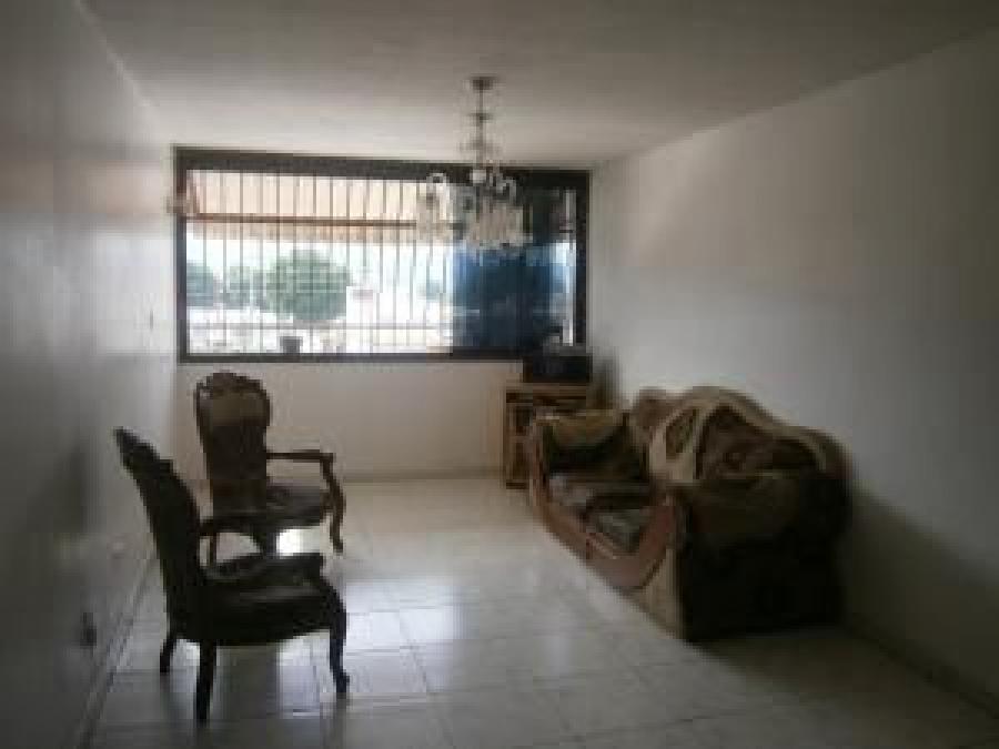 Foto Apartamento en Venta en Los Nisperos, Valencia, Carabobo - U$D 17.000 - APV138989 - BienesOnLine