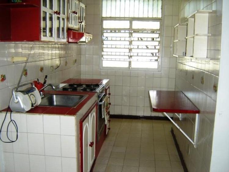 Foto Apartamento en Venta en Maracay, Aragua - BsF 300.000.000 - APV26296 - BienesOnLine