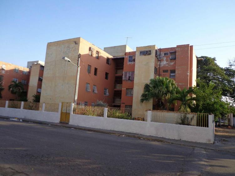 Foto Apartamento en Venta en Maracay, Aragua - BsF 15.000.000 - APV71523 - BienesOnLine