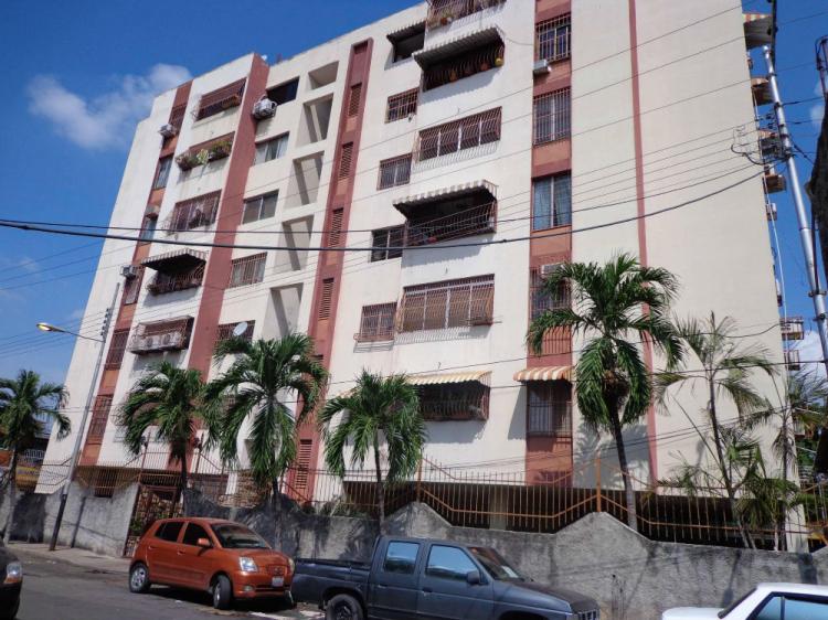 Foto Apartamento en Venta en Maracay, Aragua - BsF 23.000.000 - APV70710 - BienesOnLine