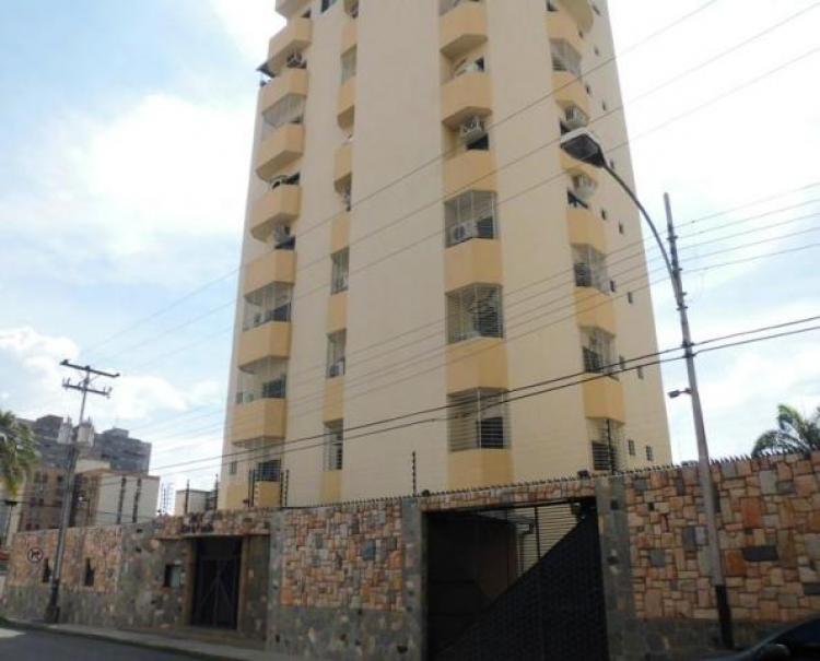 Foto Apartamento en Venta en Maracay, Aragua - BsF 400.000.000 - APV96905 - BienesOnLine