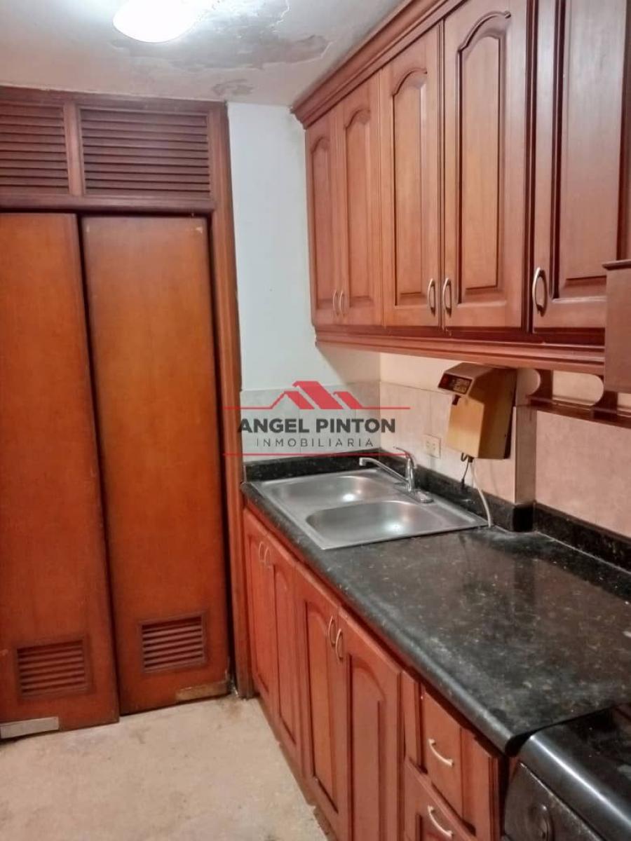 Foto Apartamento en Venta en Maracaibo, Zulia - U$D 13.000 - APV180277 - BienesOnLine