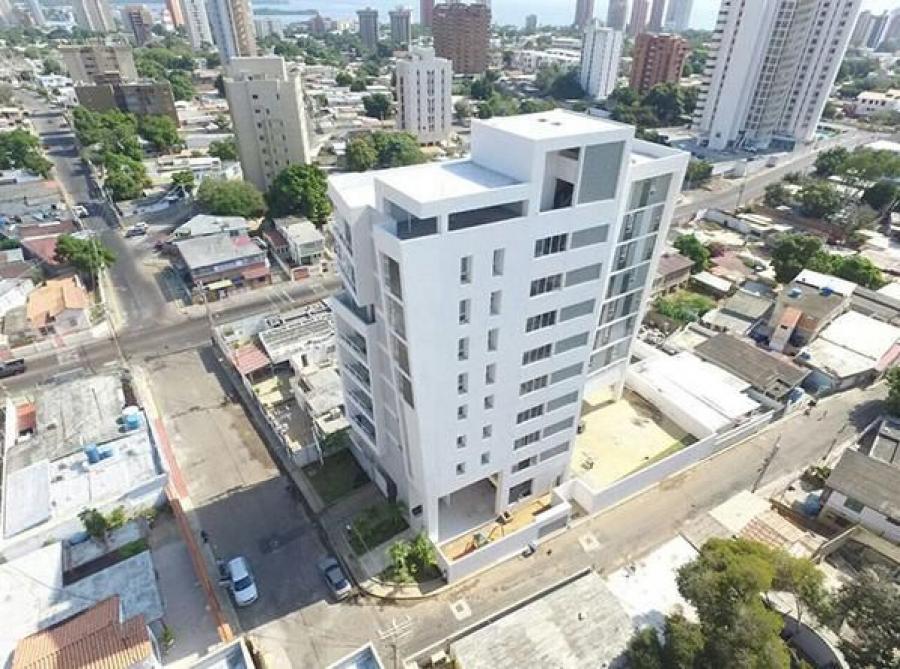 Foto Apartamento en Venta en La lago, Maracaibo, Zulia - U$D 130.000 - APV159498 - BienesOnLine