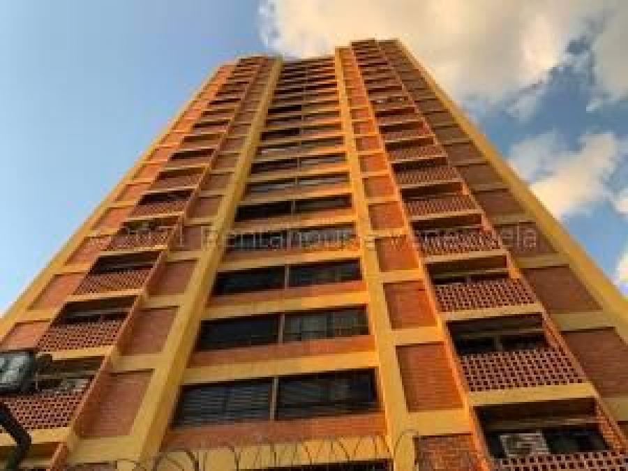 Foto Apartamento en Venta en palma real naguanagua carabobo, Naguanagua, Carabobo - U$D 37.000 - APV144924 - BienesOnLine