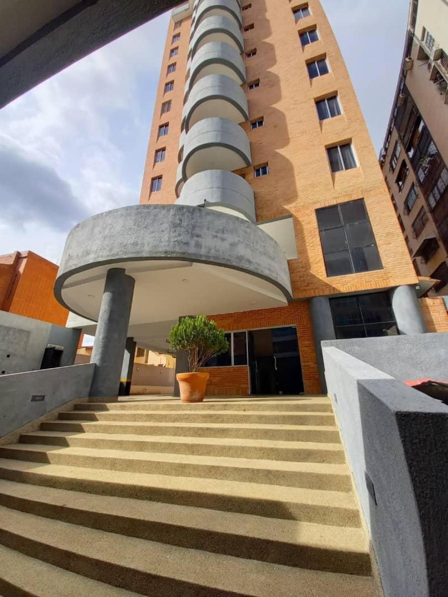 Foto Apartamento en Venta en Valencia, Carabobo - U$D 37.000 - APV200733 - BienesOnLine