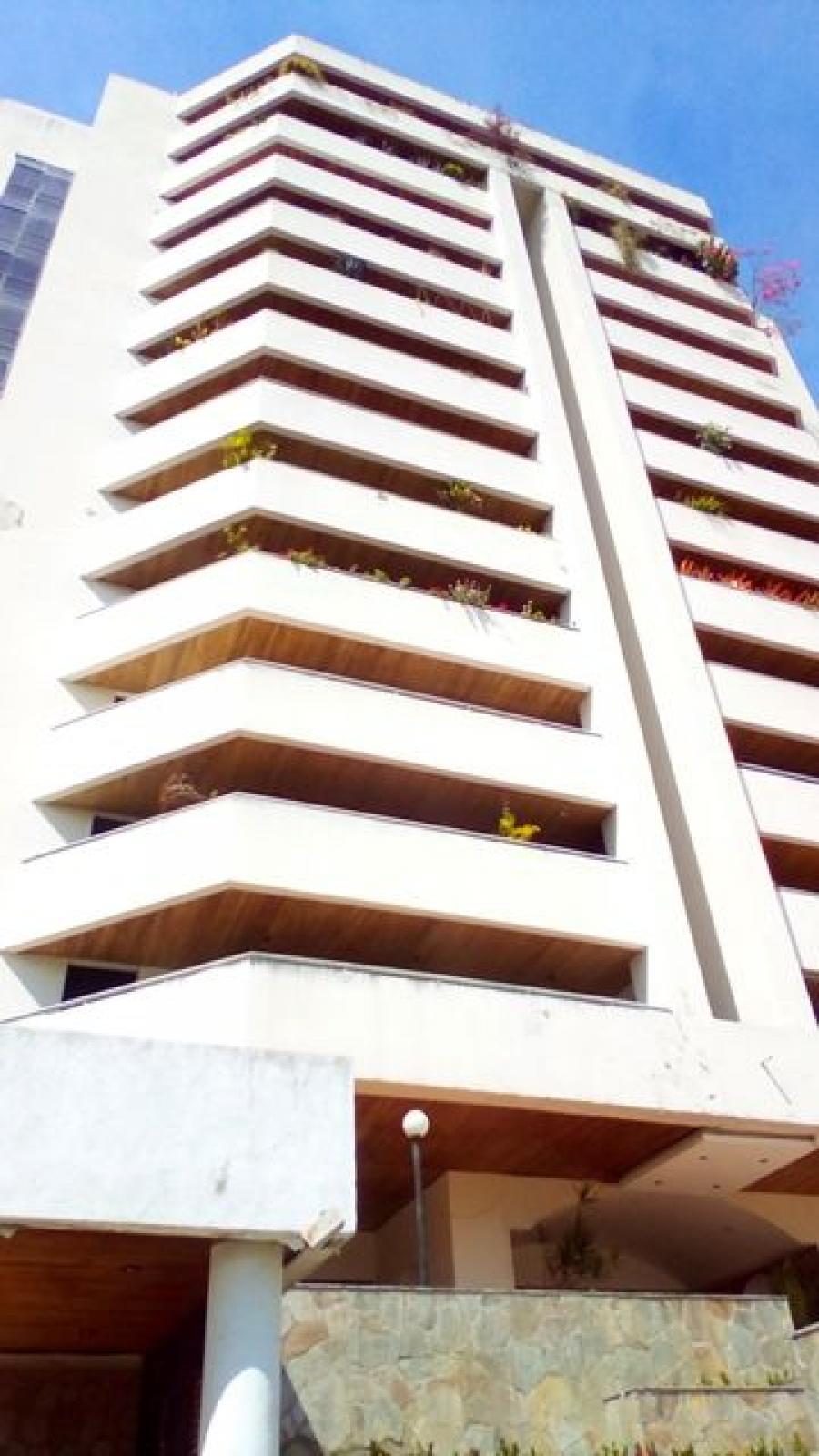 Foto Apartamento en Venta en Norte, Carabobo, Carabobo - U$D 70.000 - APV163455 - BienesOnLine