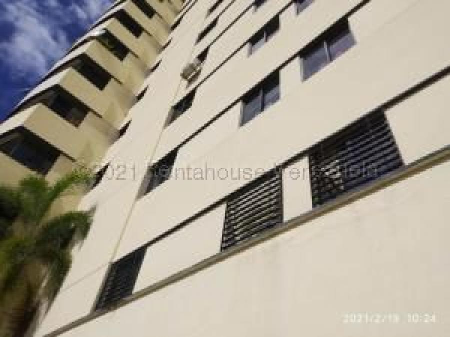 Foto Apartamento en Venta en Sabana larga valencia carabobo, Valencia, Carabobo - U$D 60.000 - APV164753 - BienesOnLine