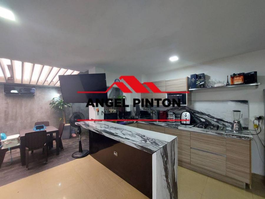Foto Apartamento en Venta en Maracaibo, Zulia - U$D 15.000 - APV170109 - BienesOnLine