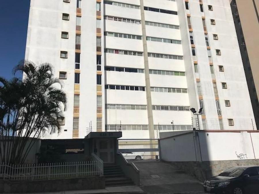 Foto Apartamento en Venta en Municipio Baruta, Caracas, Santa Rosa de Lima, Distrito Federal - U$D 65.000 - APV126591 - BienesOnLine