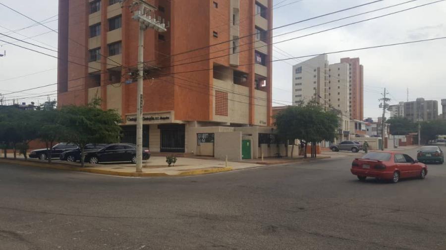 Foto Apartamento en Venta en OLEGARIO VILLALOBOS, Maracaibo, Zulia - U$D 17.500 - APV124807 - BienesOnLine