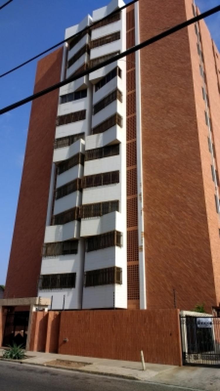 Foto Apartamento en Venta en Maracaibo, Zulia - BsF 100.000.000 - APV100306 - BienesOnLine
