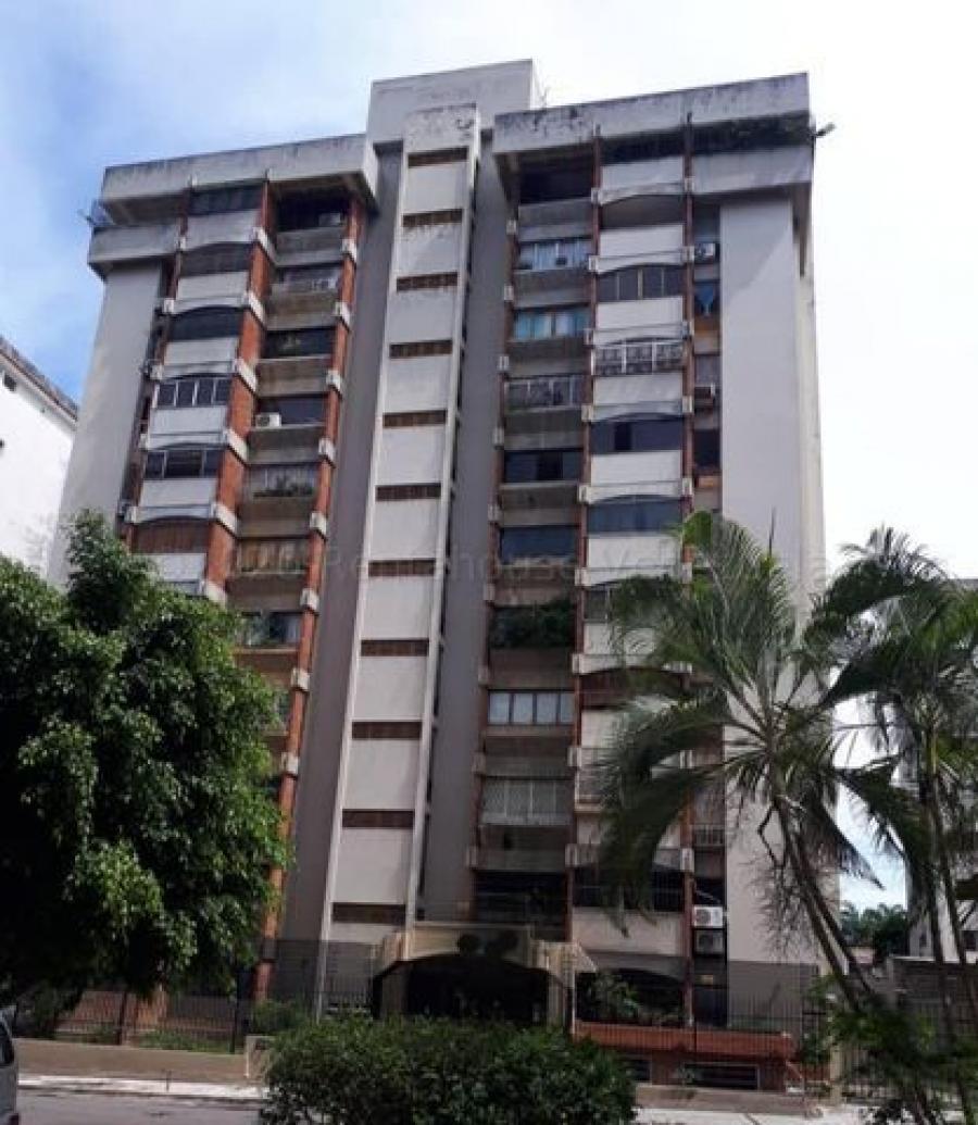 Foto Apartamento en Venta en Trigal Centro, Valencia, Carabobo - U$D 100.000 - APV161979 - BienesOnLine