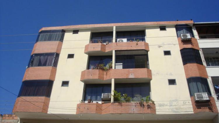 Foto Apartamento en Venta en Turmero, Aragua - BsF 5.800.000 - APV61331 - BienesOnLine