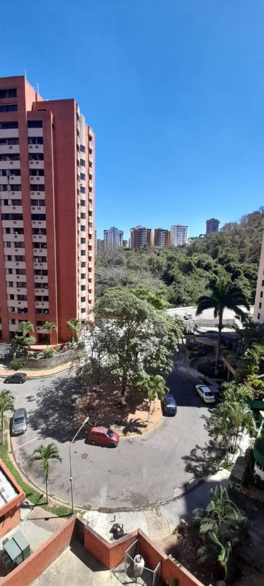 Foto Apartamento en Venta en Sector El Bosque Valencia, Valencia, Carabobo - U$D 65.888 - APV225645 - BienesOnLine