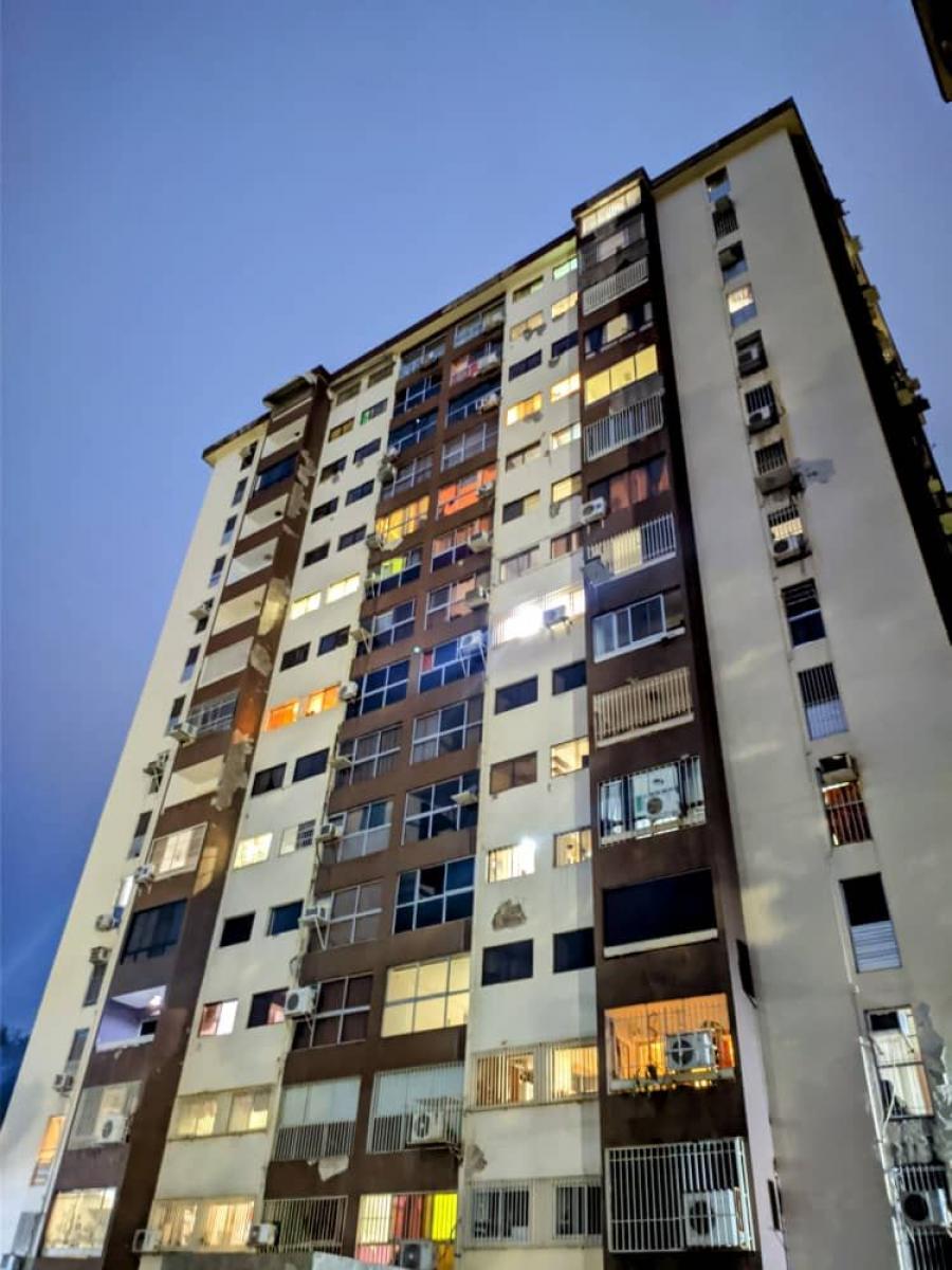 Foto Apartamento en Venta en RESIDENCIAS ISLA DE PLATA URBANIZACION EL BOSQUE, RESIDENCIAS ISLA DE PLATA URBANIZACION EL BOSQUE, Carabobo - U$D 55.000 - APV209175 - BienesOnLine