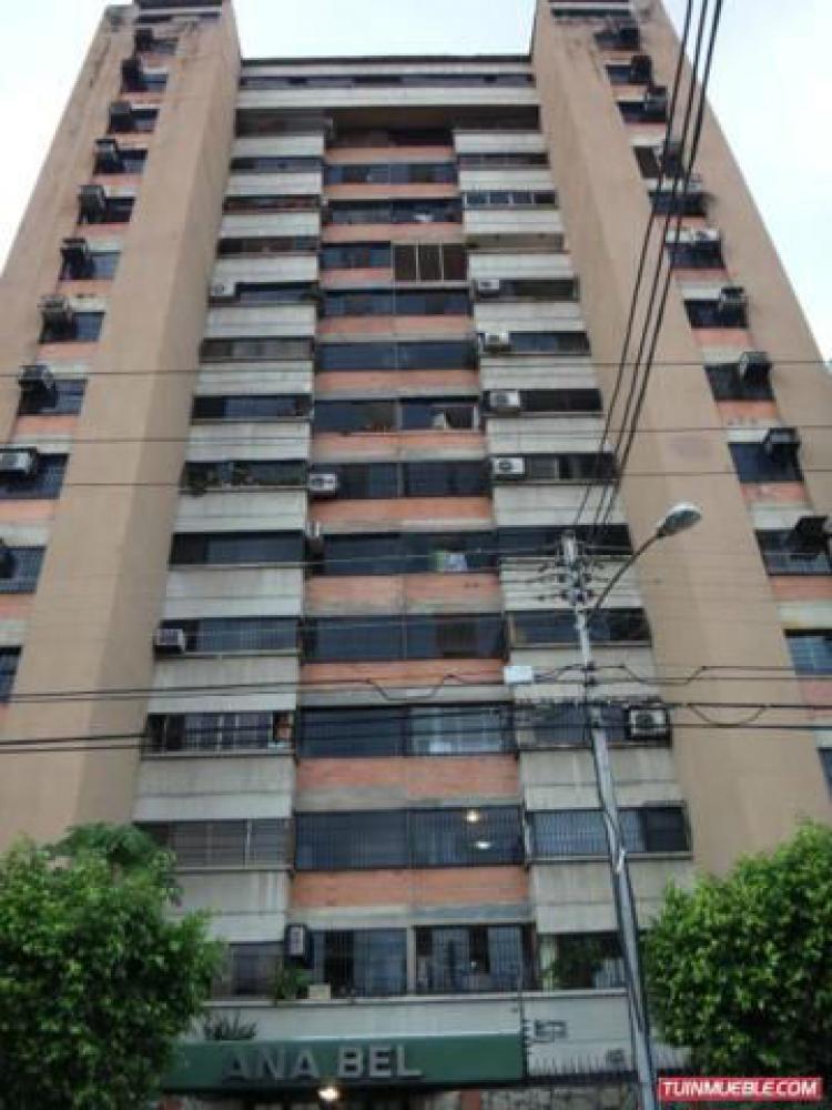 Foto Apartamento en Venta en Urb El Centro, Maracay, Aragua - BsF 69.000.000 - APV96494 - BienesOnLine