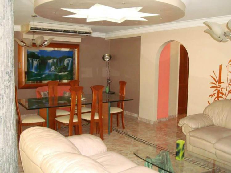Foto Apartamento en Venta en Maracay, Aragua - BsF 170.000.000 - APV92192 - BienesOnLine