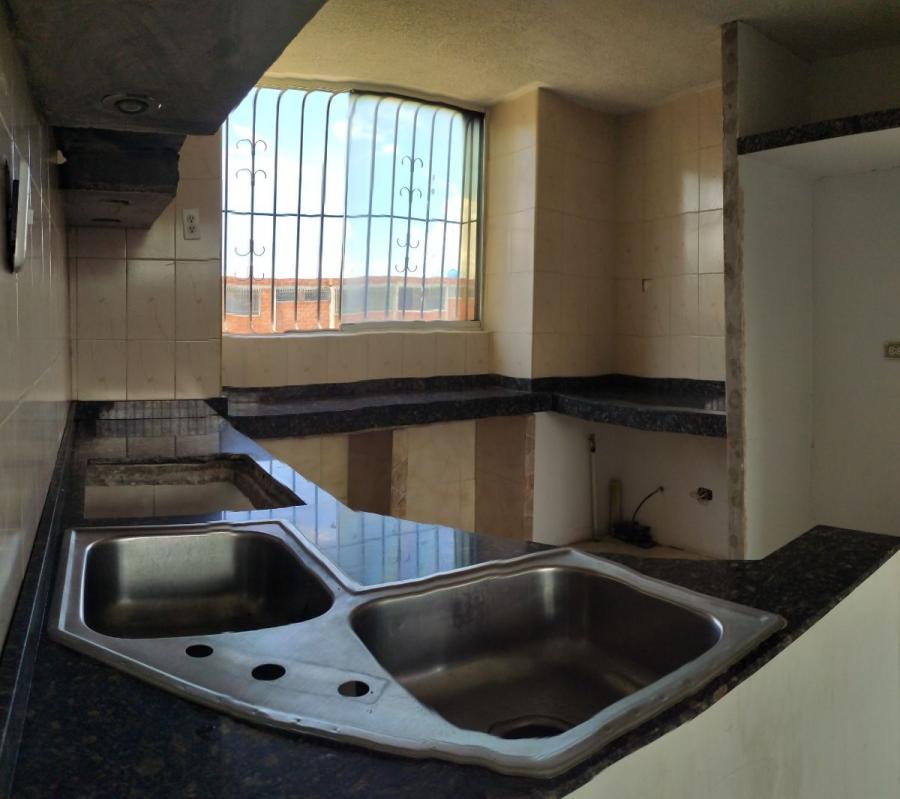 Foto Apartamento en Venta en Nuestra Seora del Rosario, Urbanizacin Valle Humboldt Cua, Miranda - U$D 5.800 - APV130048 - BienesOnLine