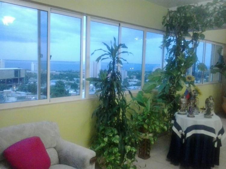 Foto Apartamento en Venta en OLEGARIO VILLALOBOS, Maracaibo, Zulia - BsF 150.000.000 - APV102730 - BienesOnLine