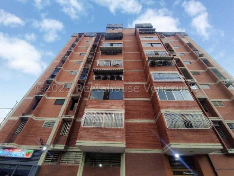 Foto Apartamento en Venta en avenida bolivar con ramon narvaez la romana, Maracay, Aragua - U$D 23.000 - APV193604 - BienesOnLine