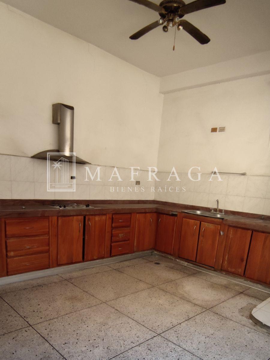 Foto Apartamento en Alquiler en Cuman, Sucre - U$D 300 - APA185520 - BienesOnLine