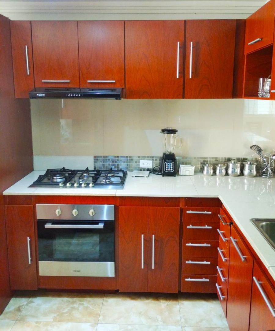 Home in Metric Way