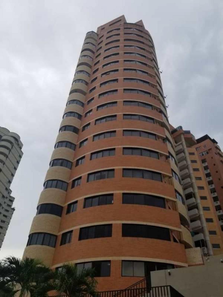 Foto Apartamento en Venta en Valencia, Carabobo - U$D 160.000 - APV170968 - BienesOnLine
