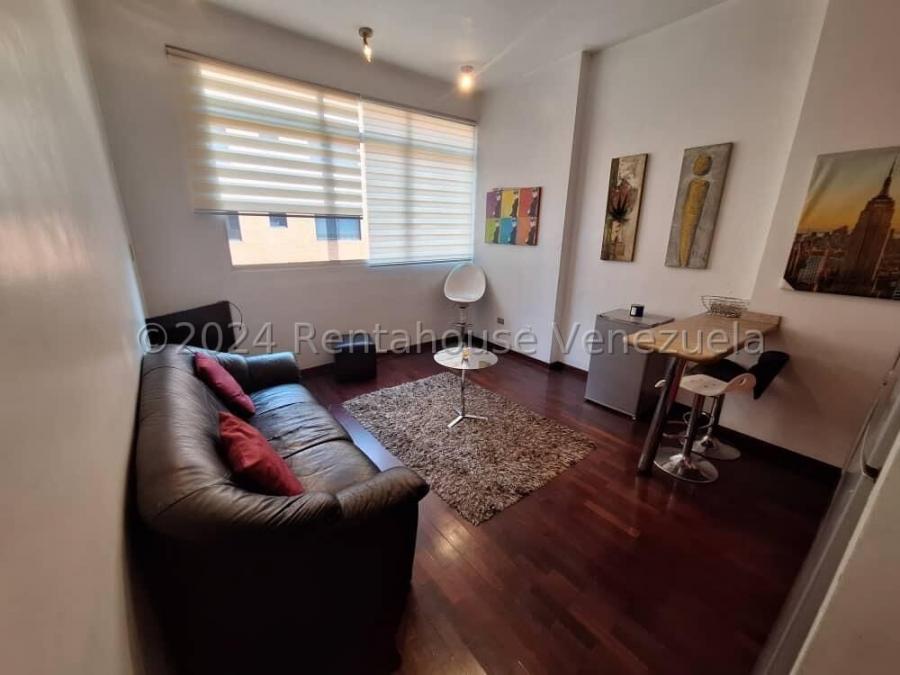 Foto Apartamento en Alquiler en Campo Alegre, Caracas, Distrito Federal - U$D 700 - APA224661 - BienesOnLine