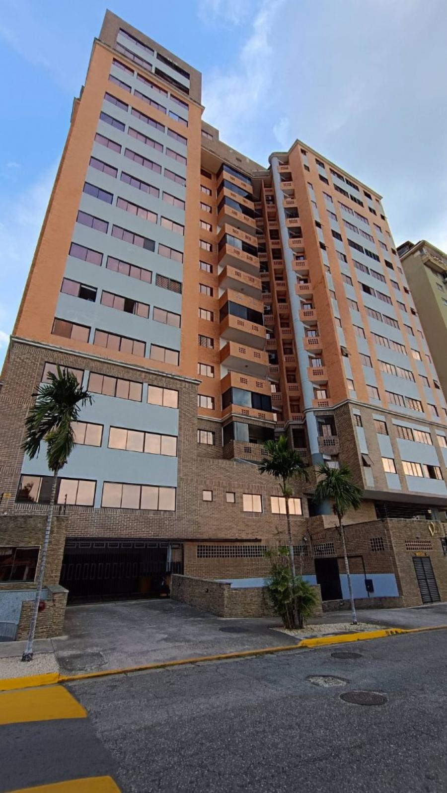 Foto Apartamento en Venta en San Jose, Valencia, Carabobo - U$D 28.000 - APV225993 - BienesOnLine