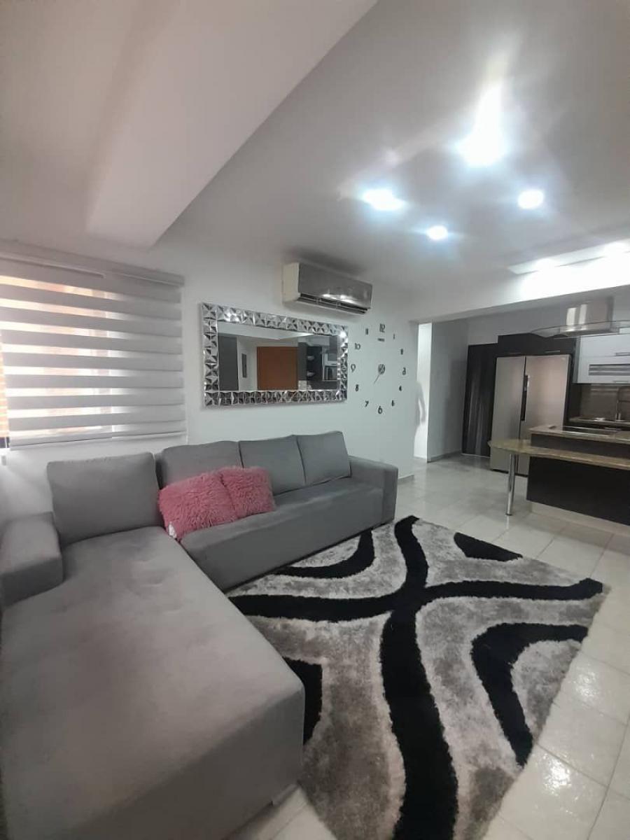 Foto Apartamento en Alquiler en Valencia, Carabobo - U$D 400 - APA213840 - BienesOnLine