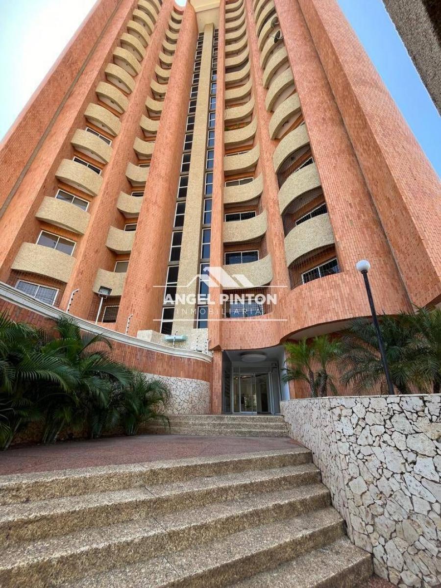 Foto Apartamento en Venta en Maracaibo, Zulia - U$D 49.000 - APV235690 - BienesOnLine