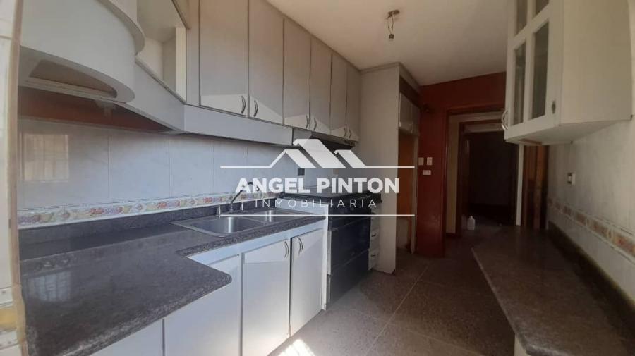 Foto Apartamento en Venta en Maracaibo, Zulia - U$D 9.000 - APV216986 - BienesOnLine