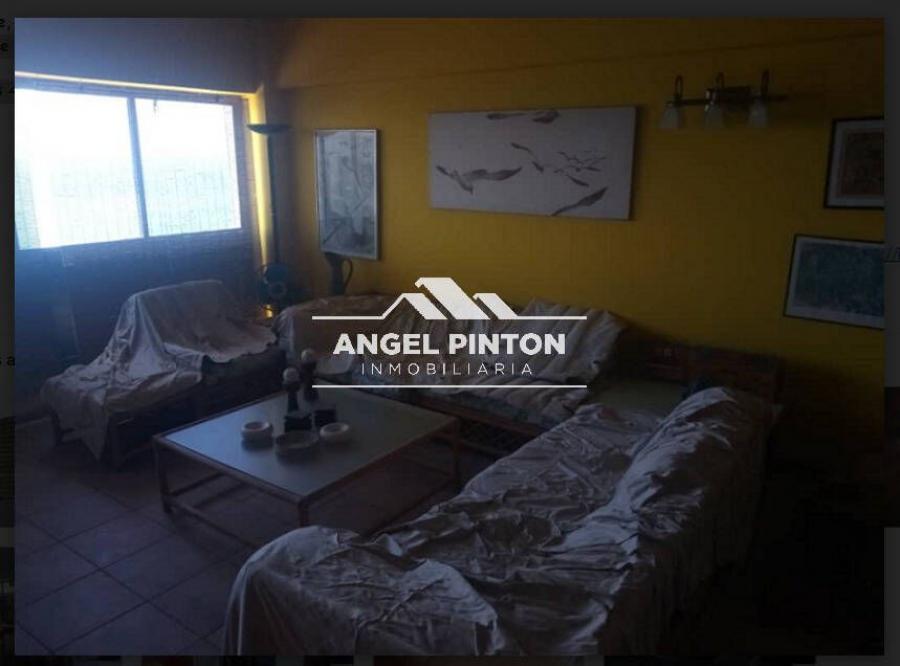 Foto Apartamento en Venta en Porlamar, Nueva Esparta - U$D 26.000 - APV242212 - BienesOnLine