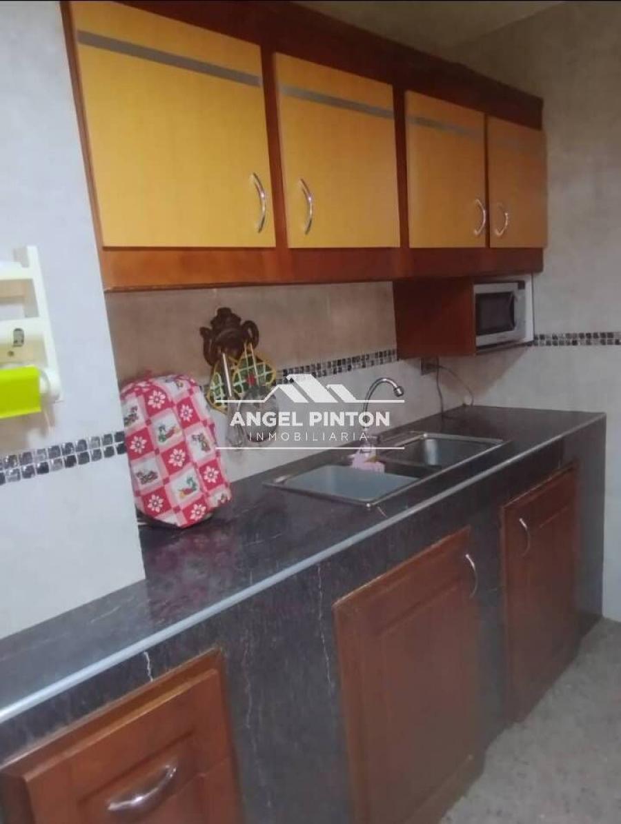 Foto Apartamento en Venta en Maracaibo, Zulia - U$D 12.500 - APV221346 - BienesOnLine