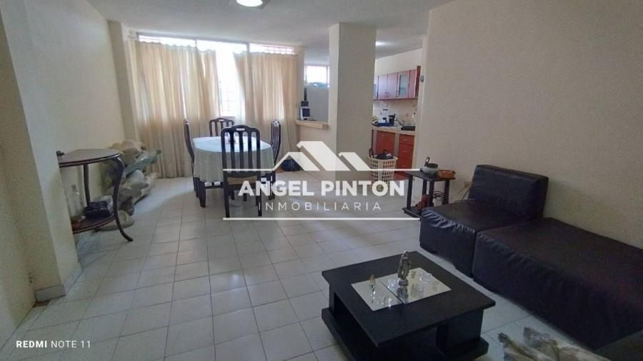 Foto Apartamento en Venta en Maracaibo, Zulia - U$D 7.500 - APV205362 - BienesOnLine