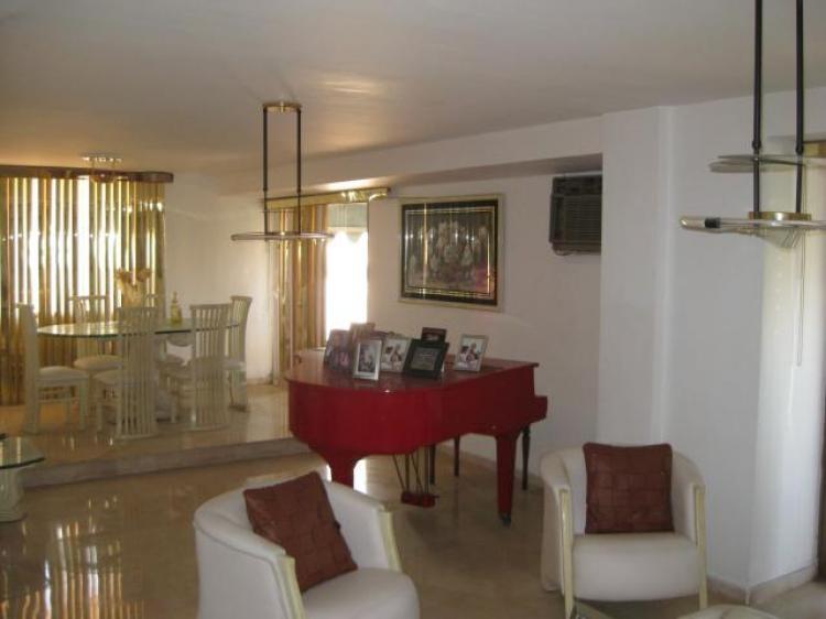 Foto Apartamento en Venta en Maracay, Aragua - BsF 35.500.000 - APV56989 - BienesOnLine