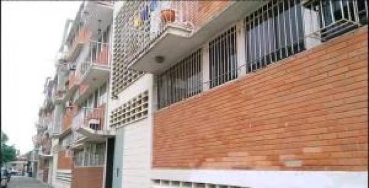 Foto Apartamento en Venta en Valencia, Carabobo - BsF 9.500 - APV106217 - BienesOnLine