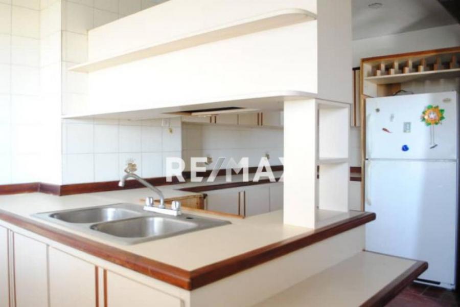 Foto Apartamento en Venta en Maracaibo, Zulia - U$D 11.000 - APV153663 - BienesOnLine