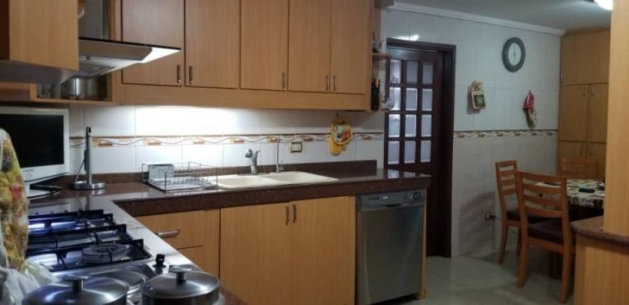 Foto Apartamento en Venta en Maracaibo, Zulia - U$D 65.000 - APV152889 - BienesOnLine