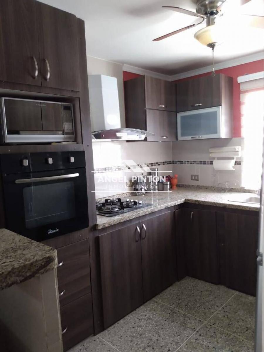 Foto Apartamento en Venta en VILLA LUNA SAN FRANCISCO, Maracaibo, Zulia - U$D 10.000 - APV216639 - BienesOnLine