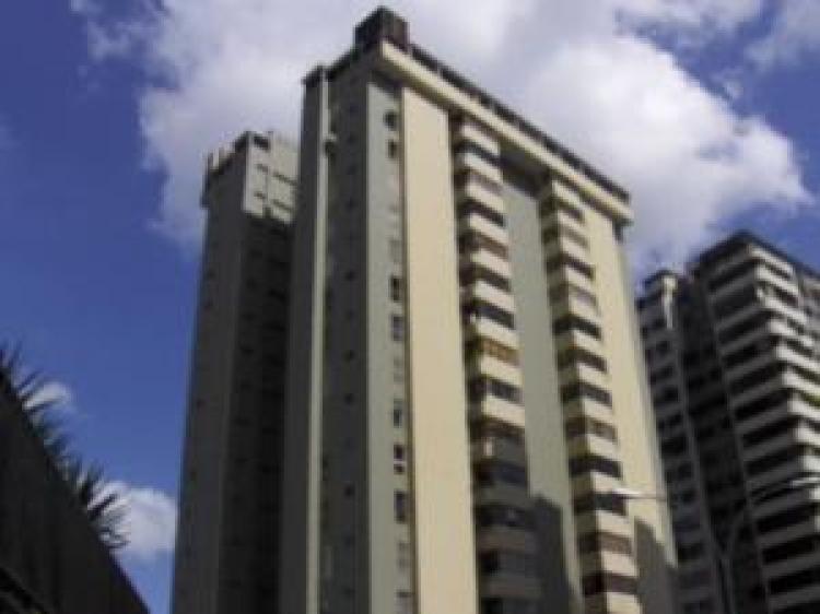 Foto Apartamento en Venta en LOMAS DE PRADOS DEL ESTE, Caracas, Distrito Federal - BsF 3.000.000 - APV16101 - BienesOnLine