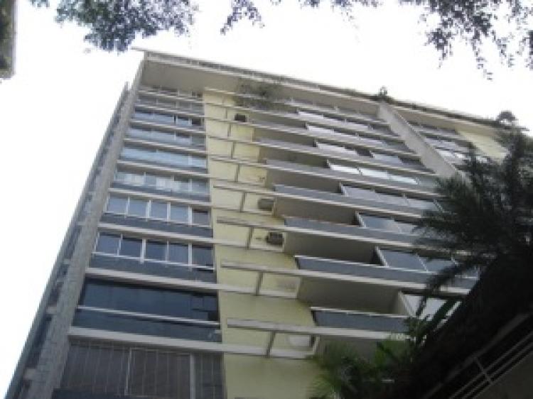 Foto Apartamento en Venta en SAN ROMAN, Caracas, Distrito Federal - BsF 2.600.000 - APV15990 - BienesOnLine