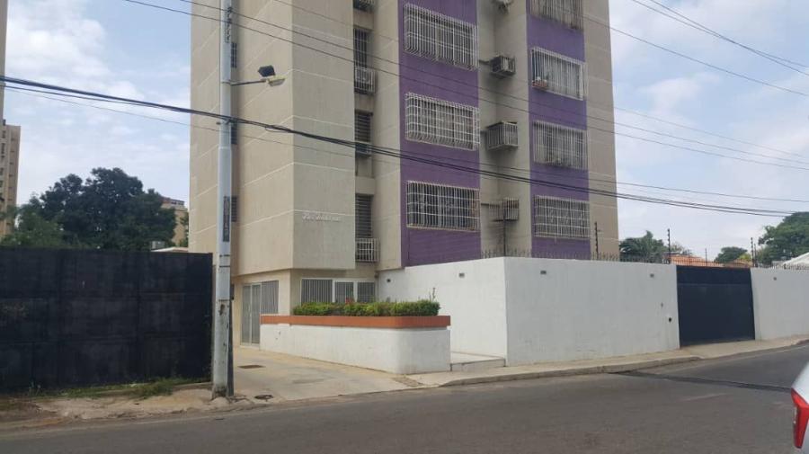 Foto Apartamento en Venta en OLEGARIOS VILLALOBOS, Maracaibo, Zulia - U$D 22.000 - APV124931 - BienesOnLine