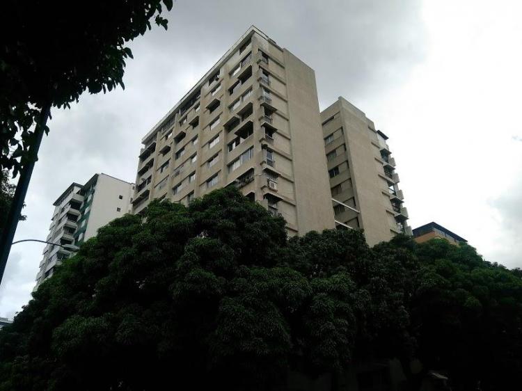 Foto Apartamento en Venta en Los Palos Grandes, Caracas, Distrito Federal - APV110115 - BienesOnLine
