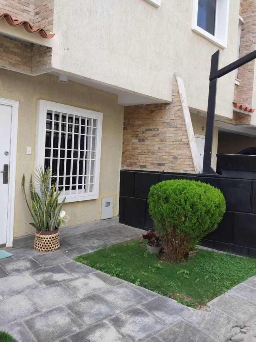 Foto Casa en Venta en Cuman, Sucre - U$D 45 - CAV218383 - BienesOnLine