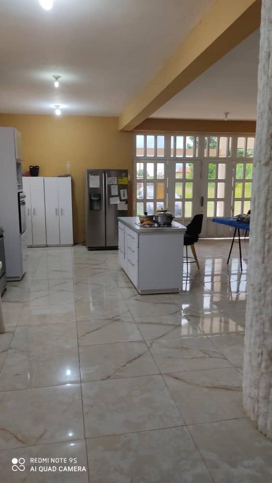 Home in Metric Way