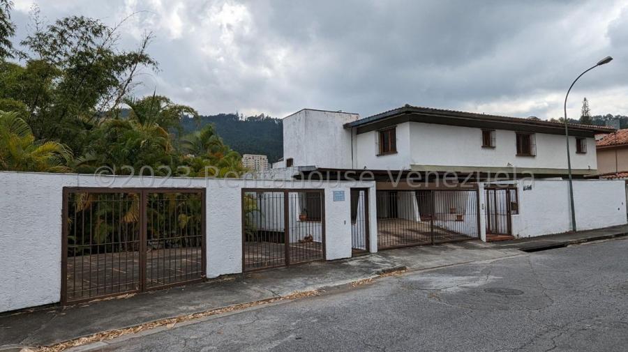 Foto Casa en Venta en Baruta, Lomas De Prados del Este, Distrito Federal - U$D 220.000 - CAV193194 - BienesOnLine