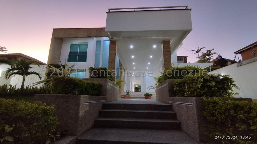 Foto Casa en Alquiler en Loma Linda, Caracas, Distrito Federal - U$D 5.000 - CAA223235 - BienesOnLine