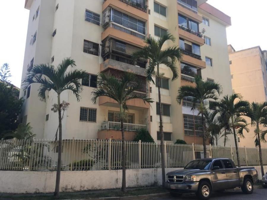 Foto Apartamento en Venta en Municipio Sucre , Caracas, El Marques, Distrito Federal - U$D 68.000 - APV126444 - BienesOnLine