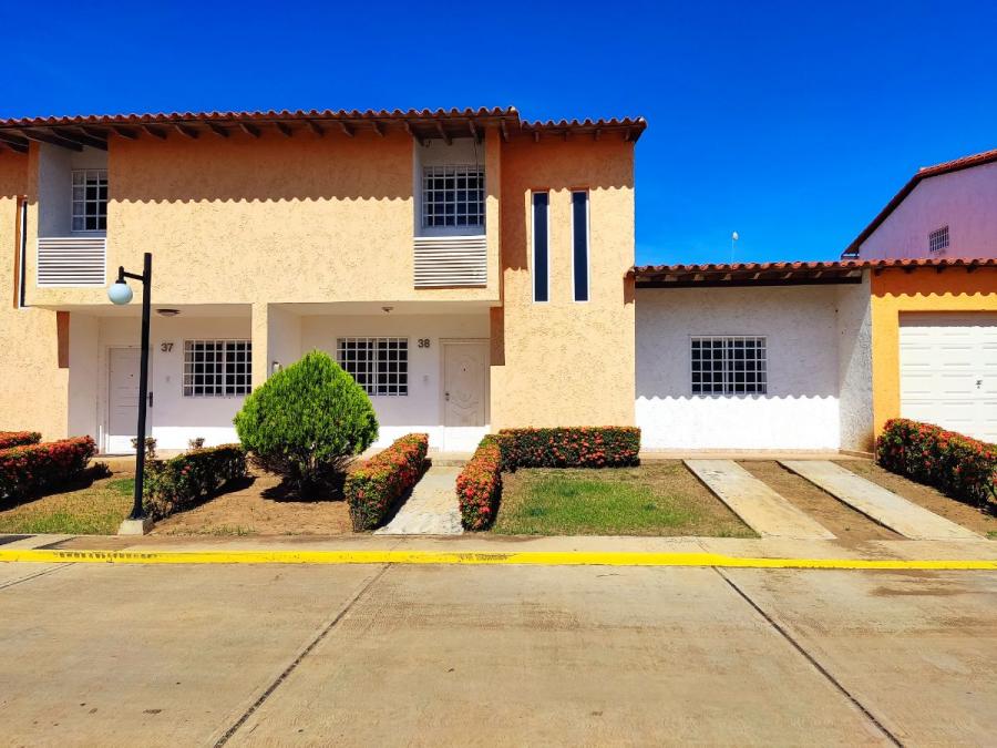 Foto Casa en Venta en AVENIDA CIRCUNVALACION NORTE, Porlamar, Nueva Esparta - U$D 60.000 - CAV181396 - BienesOnLine